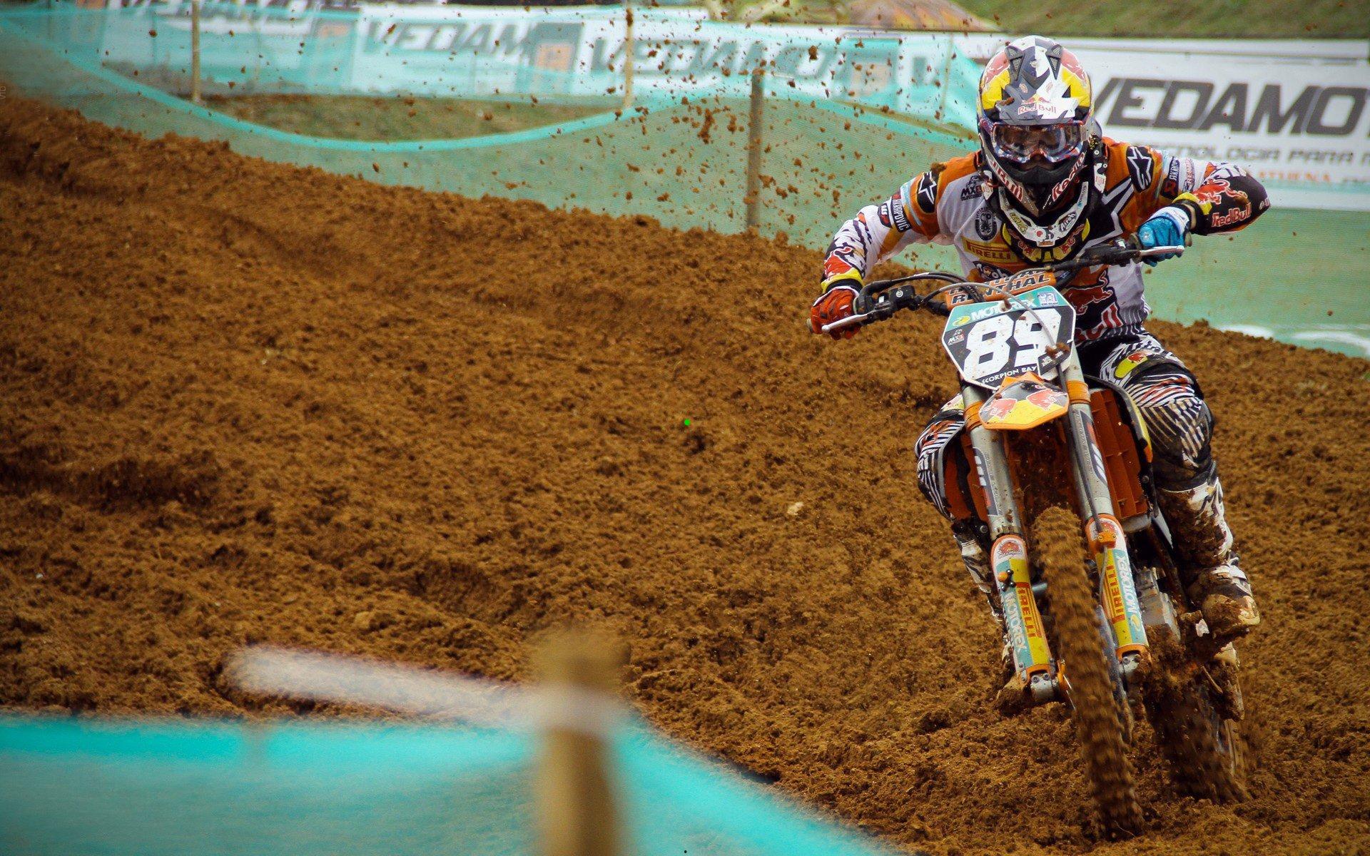 西甲多队竞逐瑞典新星巴德吉,900万欧身价引爆转会市场