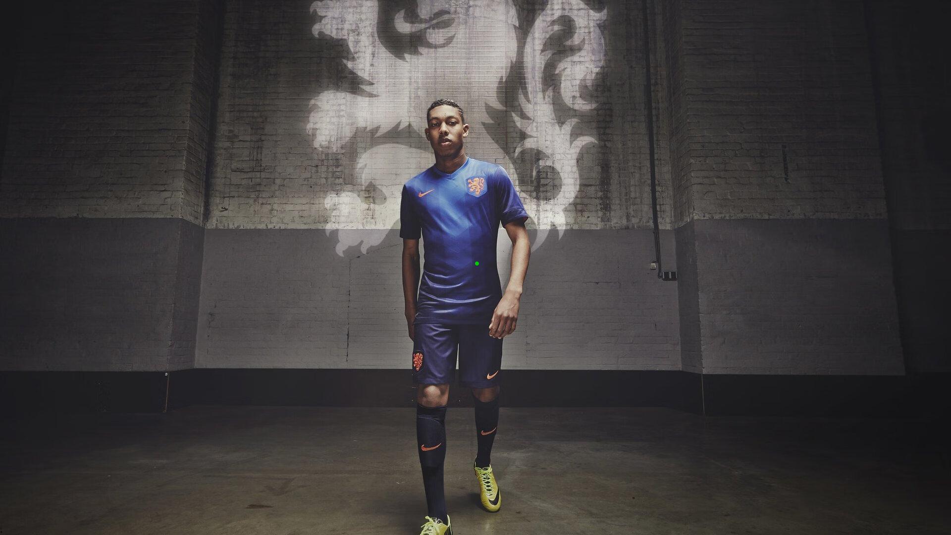 日本国脚堂安律正式加盟法兰克福，转会费2300万欧元开启德甲新征程